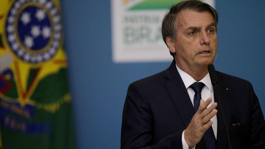 Bolsonaro: "Pfizer no quiere responsabilizarse si uno se convierte en un yacaré o en un hombre con la voz finita"