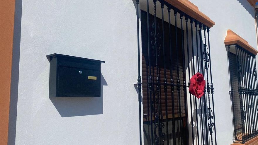 En Villamanrique de la Condesa no hay cartelería electoral por respeto al paso de las hermandades