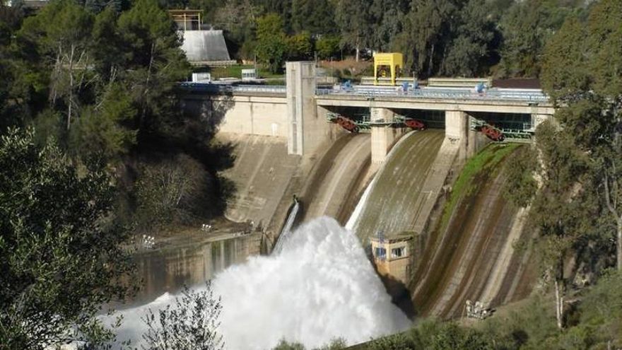 Los embalses del Bembézar en Hornachuelos y Sierra Boyera superan el umbral rojo de alerta