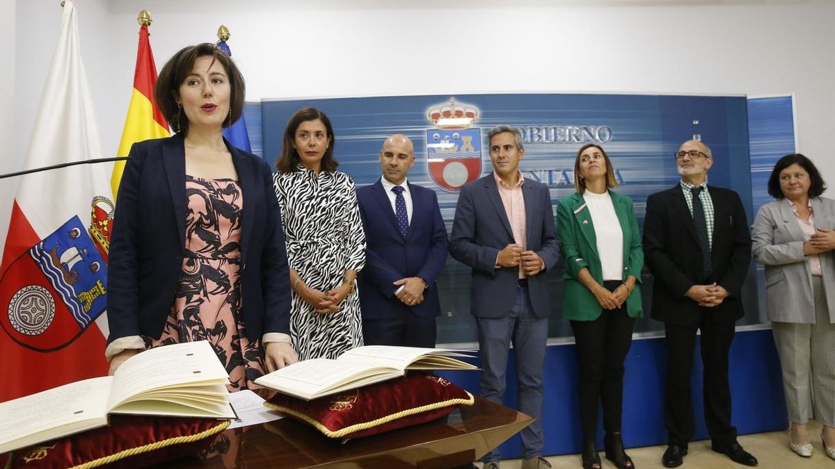 La nueva directora de Salud Pública, Paloma Navas, durante su toma de posesión. | LARA REVILLA