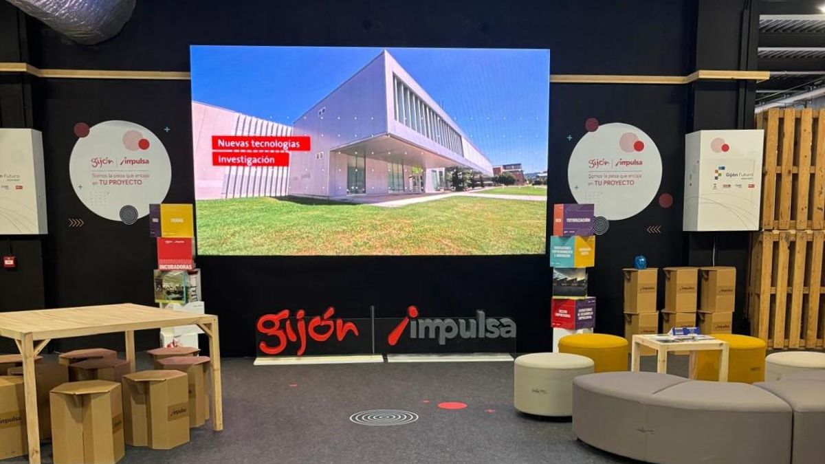 Stand de Gijón Impulsa en la pasada edición de FIDMA