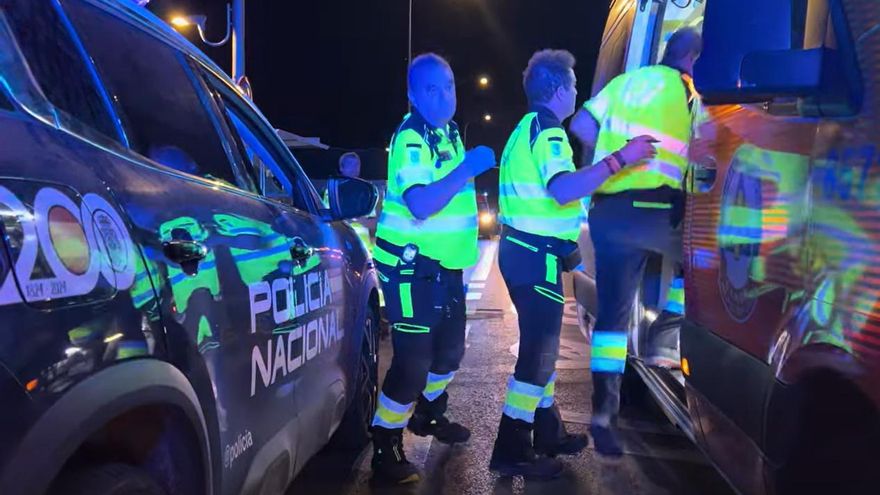 Tres jóvenes heridos por cuchilladas de madrugada mientras esperaban al búho junto al intercambiador de Moncloa