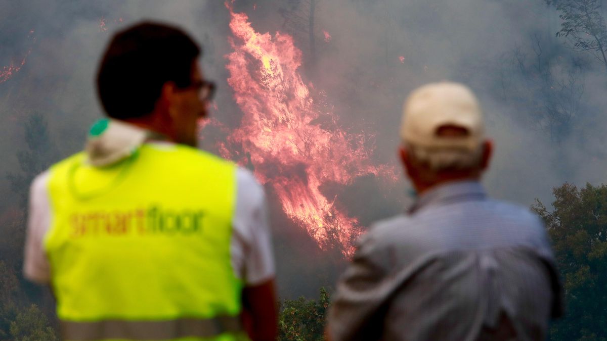 Desobedecer para salvar tu casa puede acabar en tragedia: "El fuego es capaz de llevarse por delante pueblos enteros"