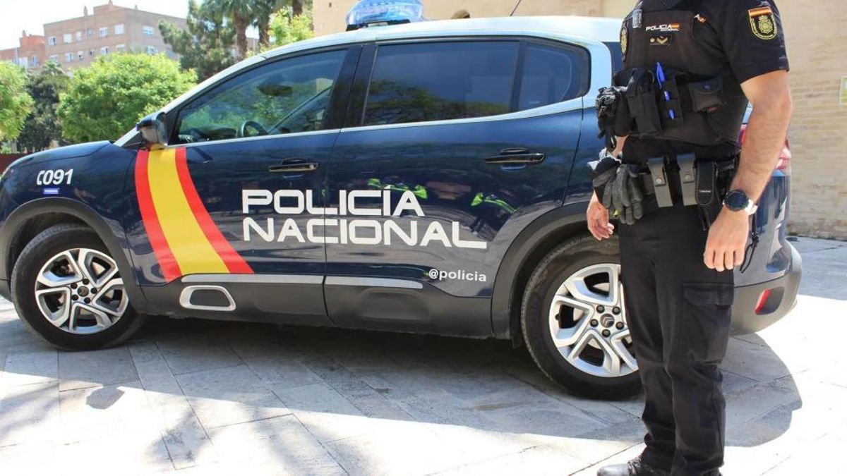 La Policía Nacional detiene en Tenerife a una fugitiva británica por estafar más de 350.000 euros a una anciana