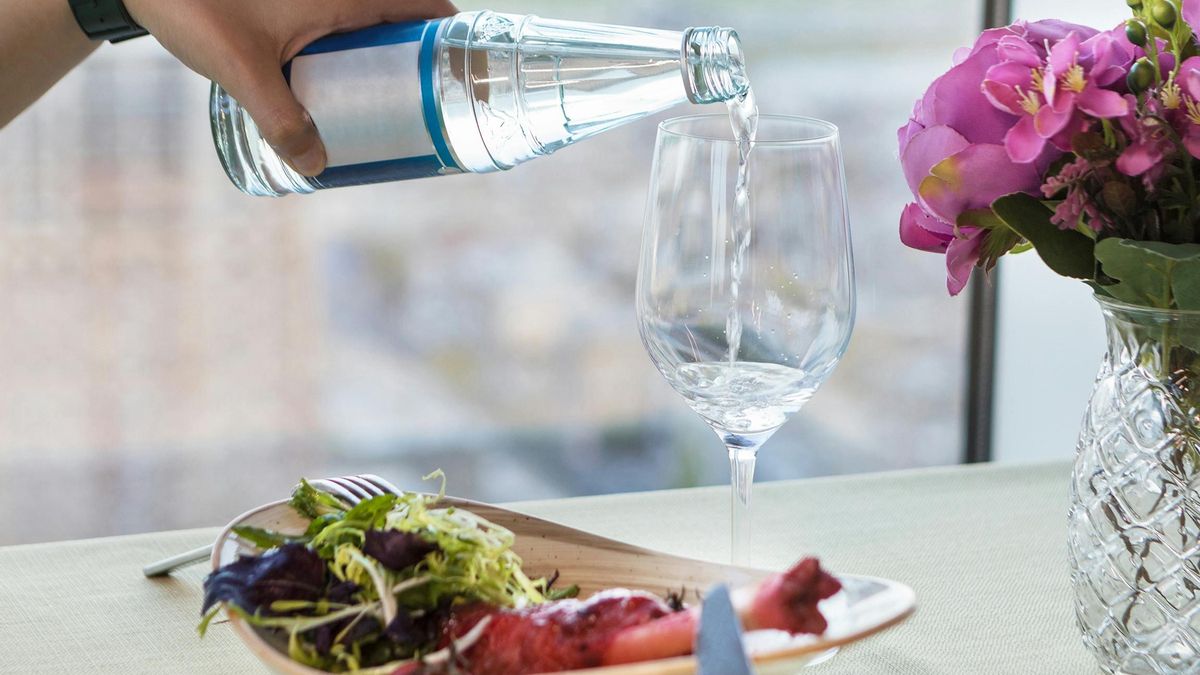La justicia italiana dictamina que los restaurantes no están obligados a servir agua del grifo