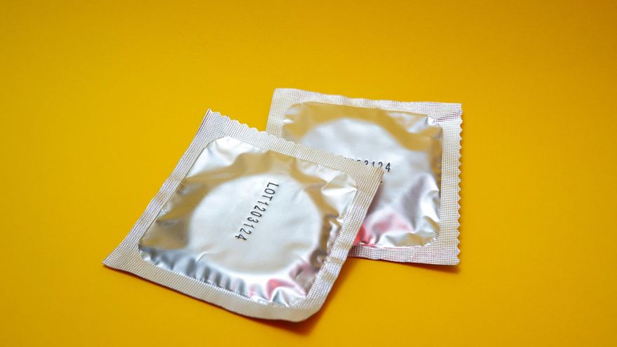 Kits de autodiagnóstico y nueve millones de euros en condones para frenar el auge de las infecciones de transmisión sexual