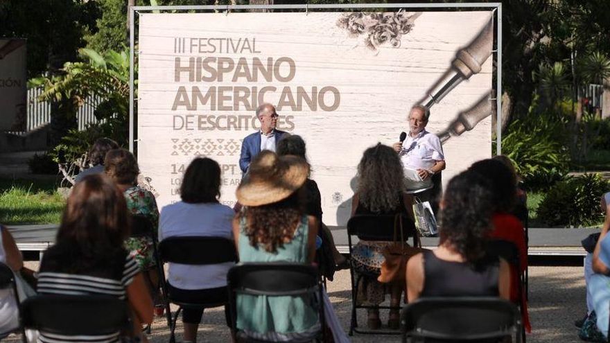 “Octavio Paz veía a Canarias como la gran rampa oceánica hacia América”