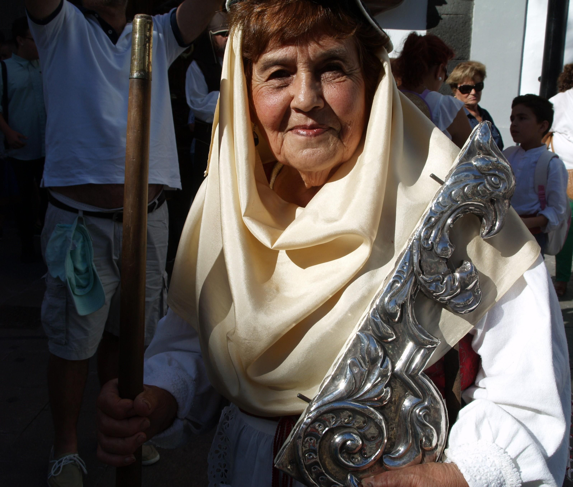 Traslado del trono de la Virgen en 2015.