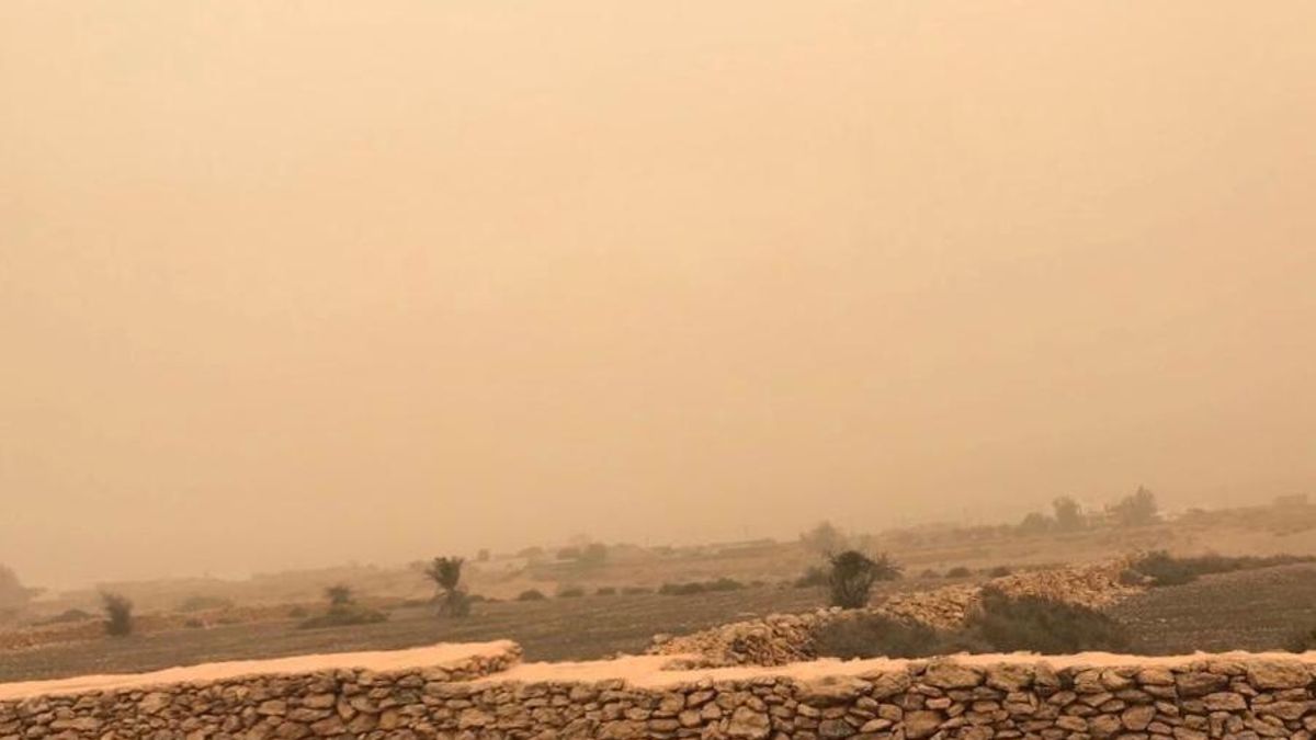 La calima invade Canarias este sábado