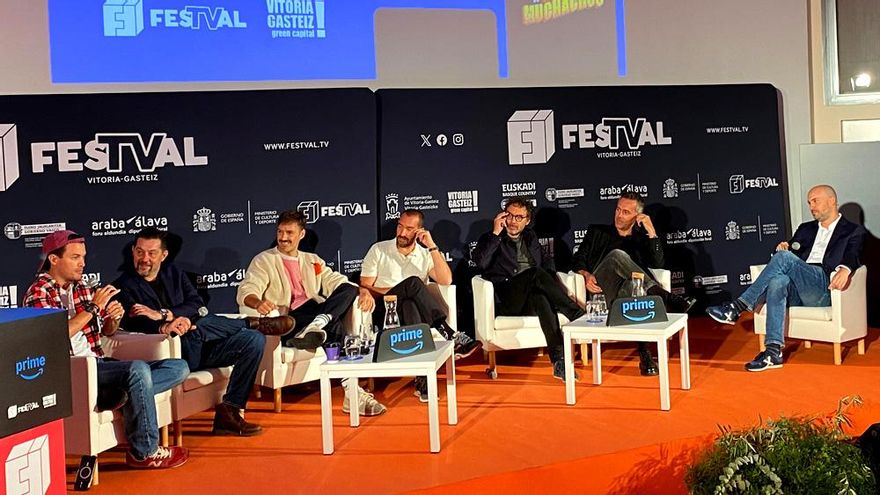 Amazon Prime Video presenta sus tres apuestas documentales, con el hombre que estafó a Jorge Ponce y más cómicos