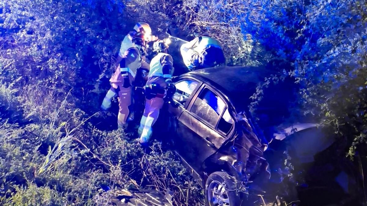 Muere un hombre de 50 años tras salir despedido del coche en un accidente en Villadangos del Páramo