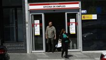 El Gobierno se salta la doctrina del Supremo y trata de frenar las demandas de 'parados voluntarios'