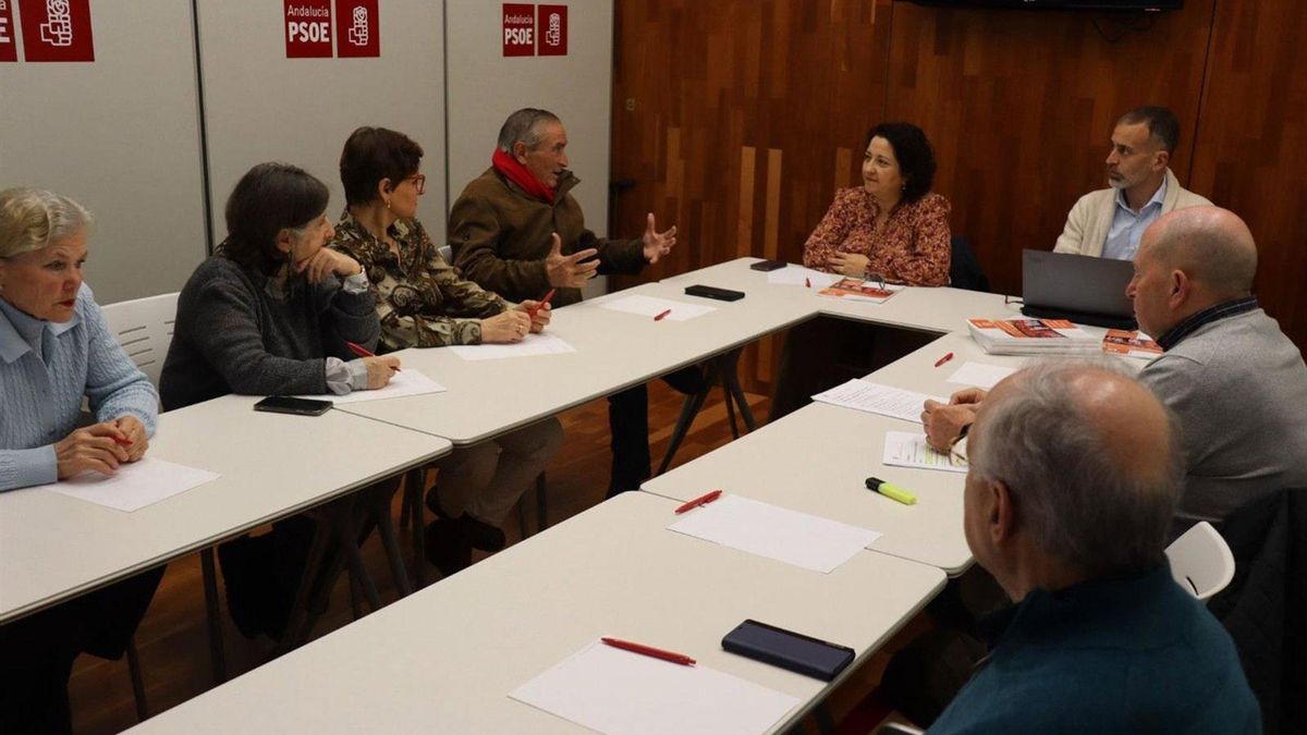 El PSOE apoya las demandas de pacientes cardíacos para reducir las listas de espera y el acceso a cuidados