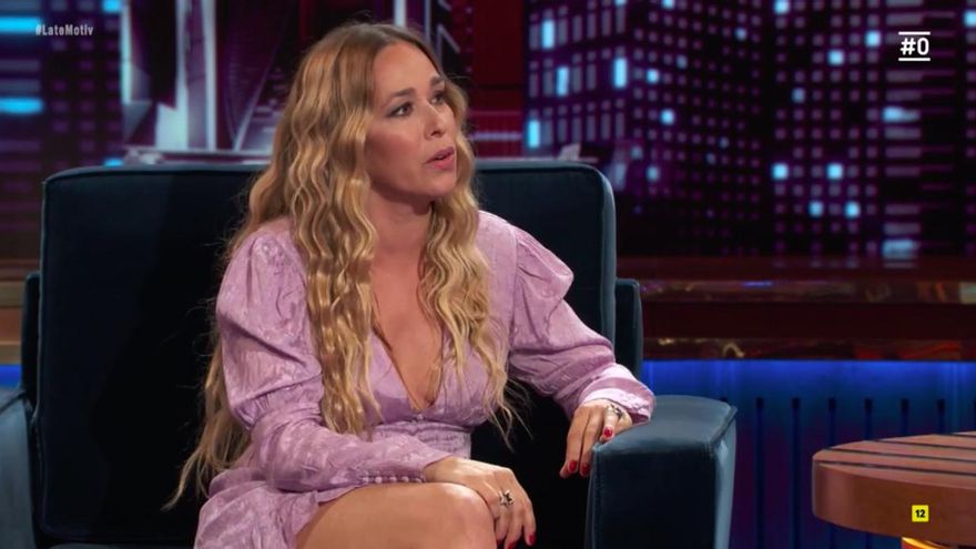 Beth explicó en 'Late Motiv' su desaparición mediática y recordó que sigue "viva y cantando"