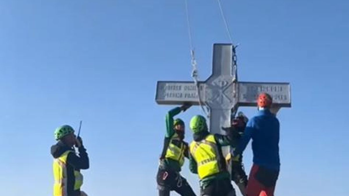 Investigan la posible desaparición de la cruz del Aneto tras el aviso de varios guías