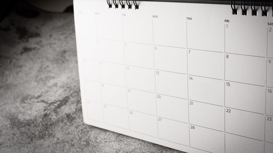 When is the Constitution Bridge and what days is it off?