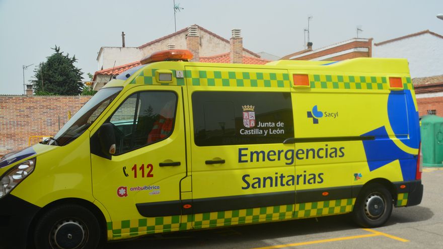 Castilla y León contratará 57 ambulancias menos de las que anunció en diciembre el gobierno PP-Cs