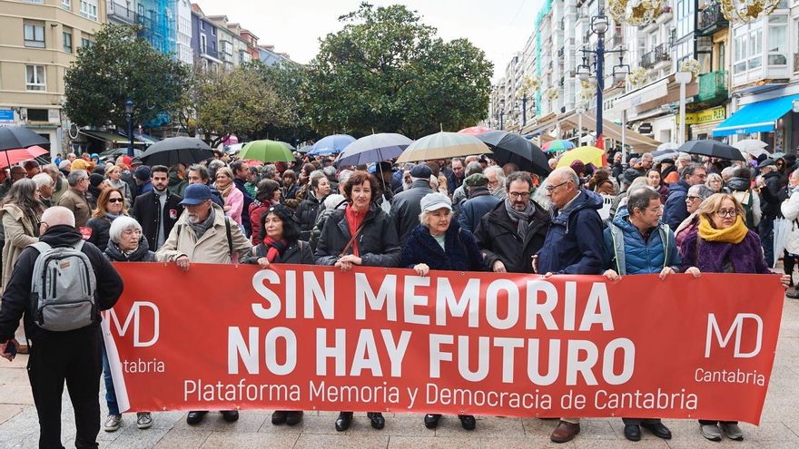 El Gobierno aprueba impugnar ante el Tribunal Constitucional la derogación de la Ley de Memoria Histórica de Cantabria