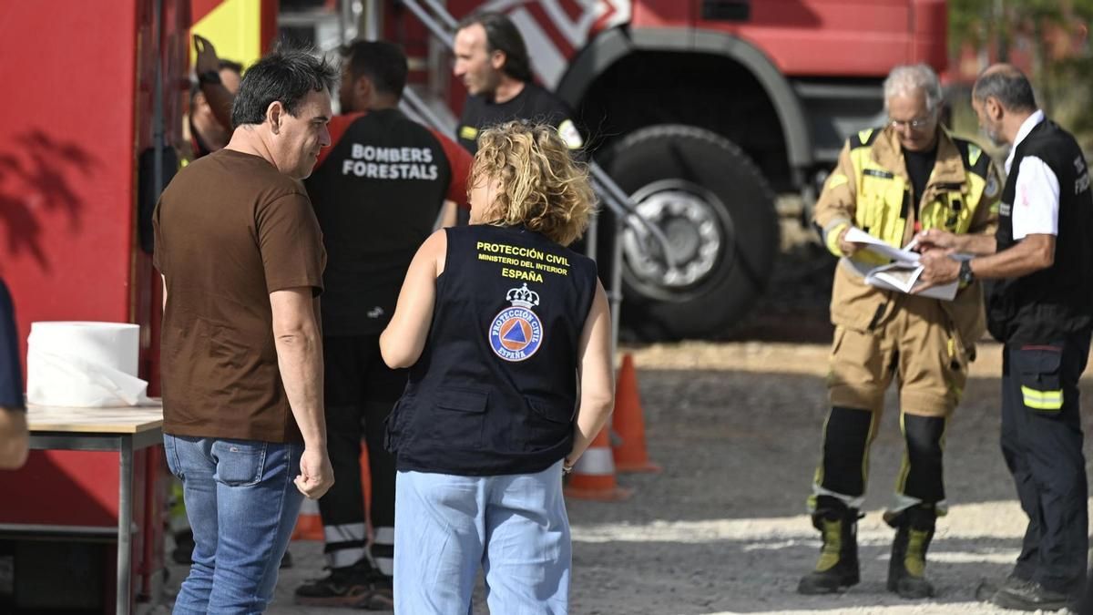 Evoluciona favorablemente el incendio forestal de Tírig, en Castellón, con 21 medios aéreos y 810 hectáreas afectadas