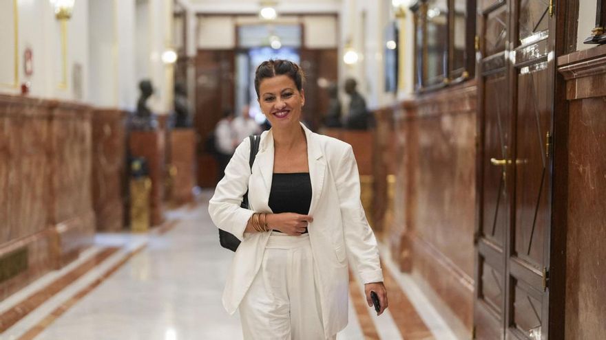 La ministra de Juventud e Infancia, Sira Rego, durante un pleno del Congreso de los Diputados.