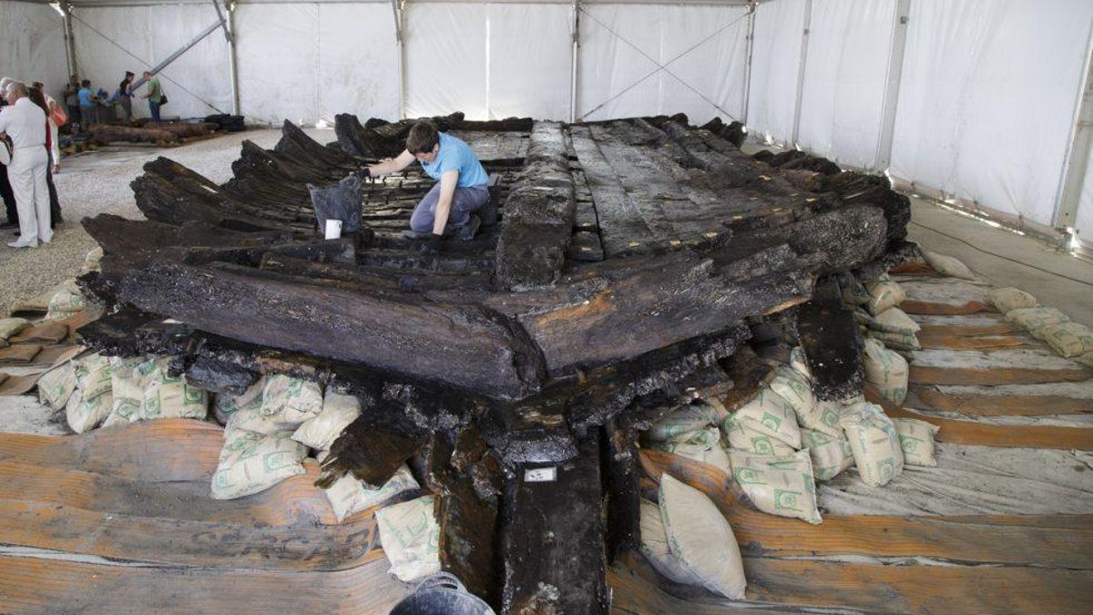 Este barco del siglo XVII hundido en la costa gaditana fue hallado en 2011 y ahora se han analizado 400 de sus piezas