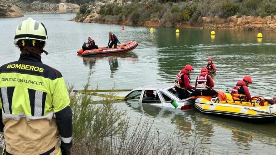 Castilla-La Mancha convocará 6.500 plazas de empleo público en dos años y creará un Sistema Avanzado de Emergencias