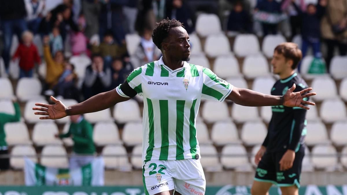 Diarra celebra un gol en El Arcángel
