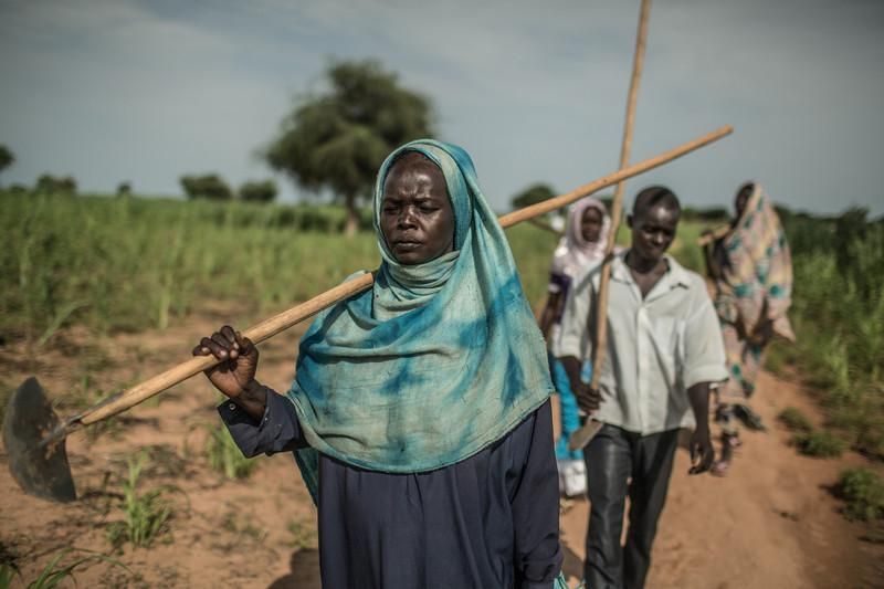 Maïmouna Souleymane Haddo tiene 48 años, vive en Dirbeye y trabaja como profesora de árabe en el colegio / FOTO: Pablo Tosco - Oxfam Intermón