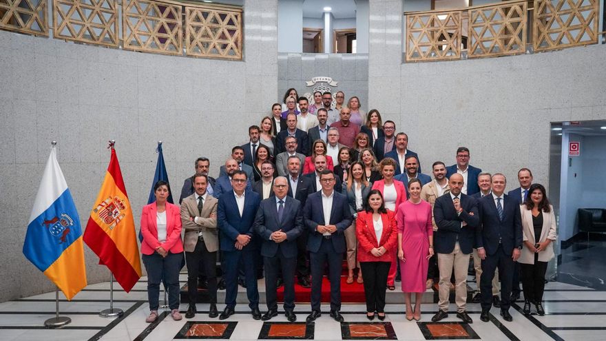 El Gobierno de Canarias esquiva en sus 51 medidas los límites al turismo que sí pone Baleares