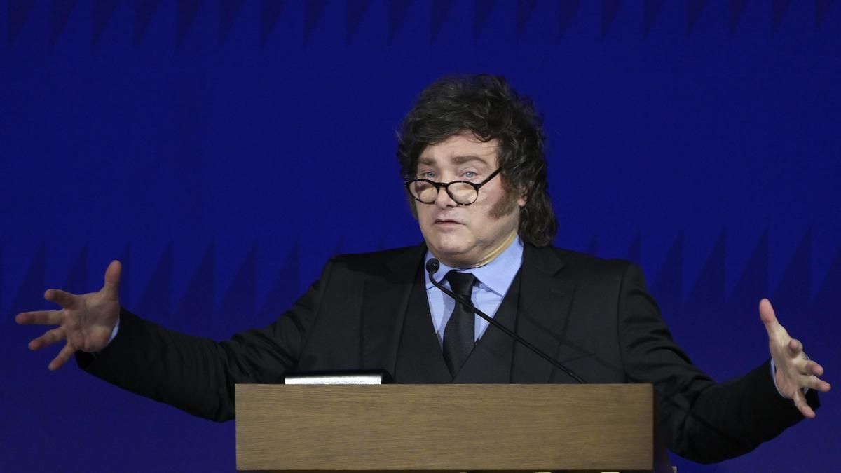 El presidente de Argentina, Javier Milei, habla durante un discurso ofrecido en la Cámara de Comercio de Estados Unidos.