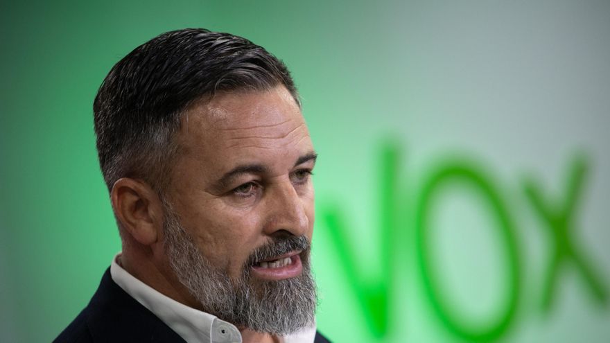 El presidente de Vox, Santiago Abascal, durante una rueda de prensa posterior al Comité Ejecutivo Nacional de Vox, en la sede de Vox, a 13 de octubre de 2025, en Madrid (España).
