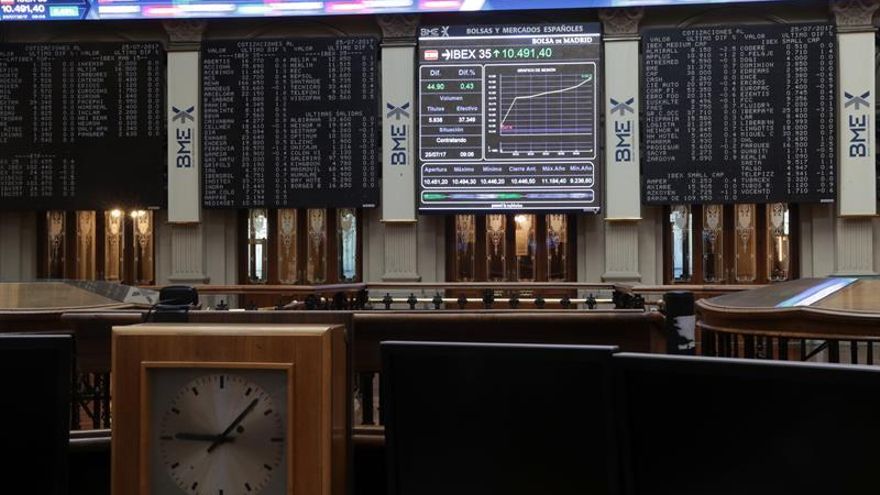 El Tesoro vuelve a subastar deuda a largo plazo tras el parón de agosto