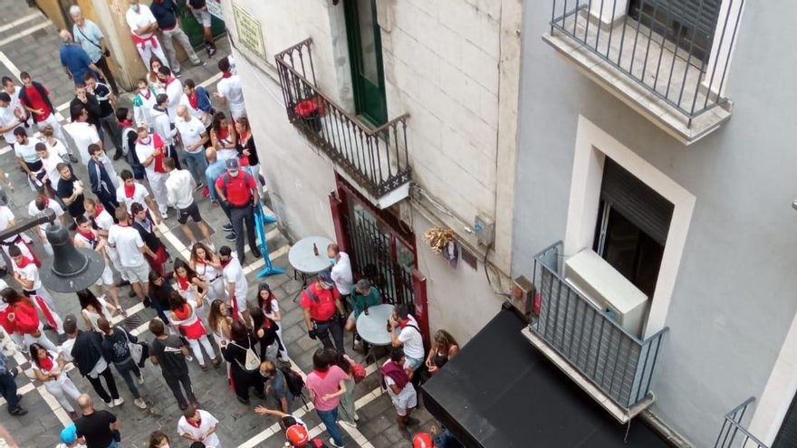 Tres cuerpos de Policía se movilizan en la primera noche de San Fermín por un botellón de 600 personas