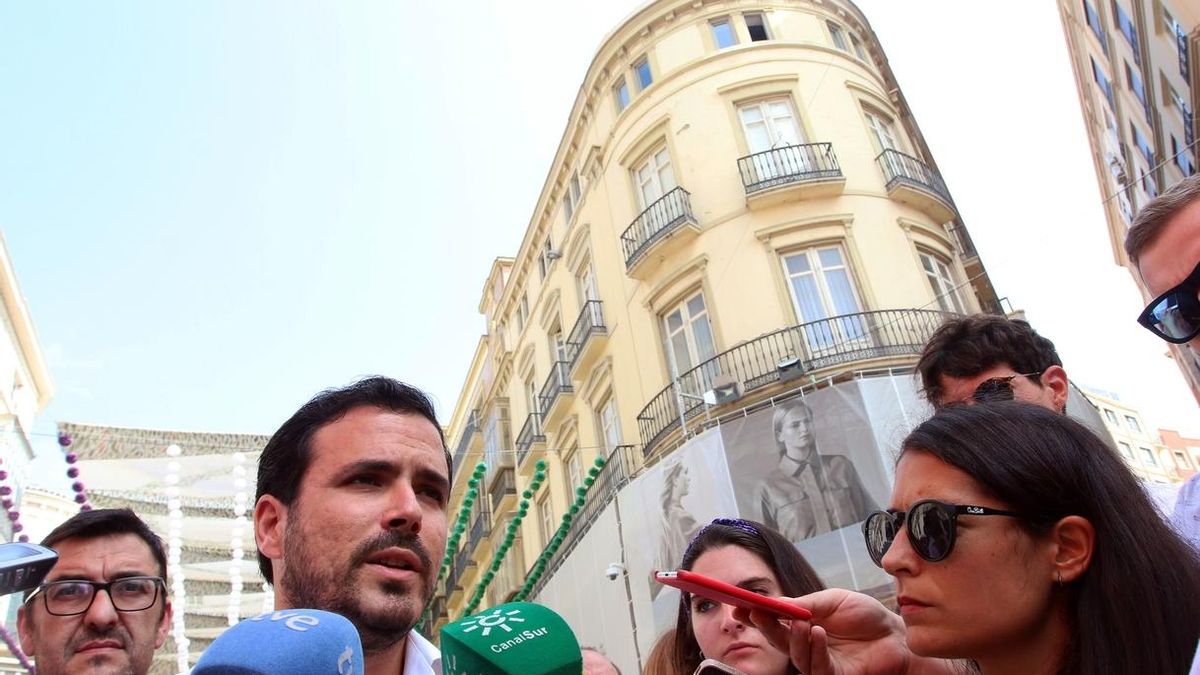 Garzón (IU) dice que PP y Cs intentan subirse a "la ola de la extrema derecha europea" con su discurso sobre inmigración
