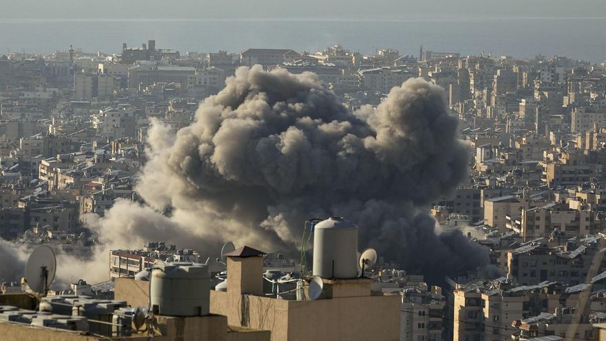 Impacto de un misil israelí en los suburbios de Dahye, en Beirut, en noviembre de 2024.