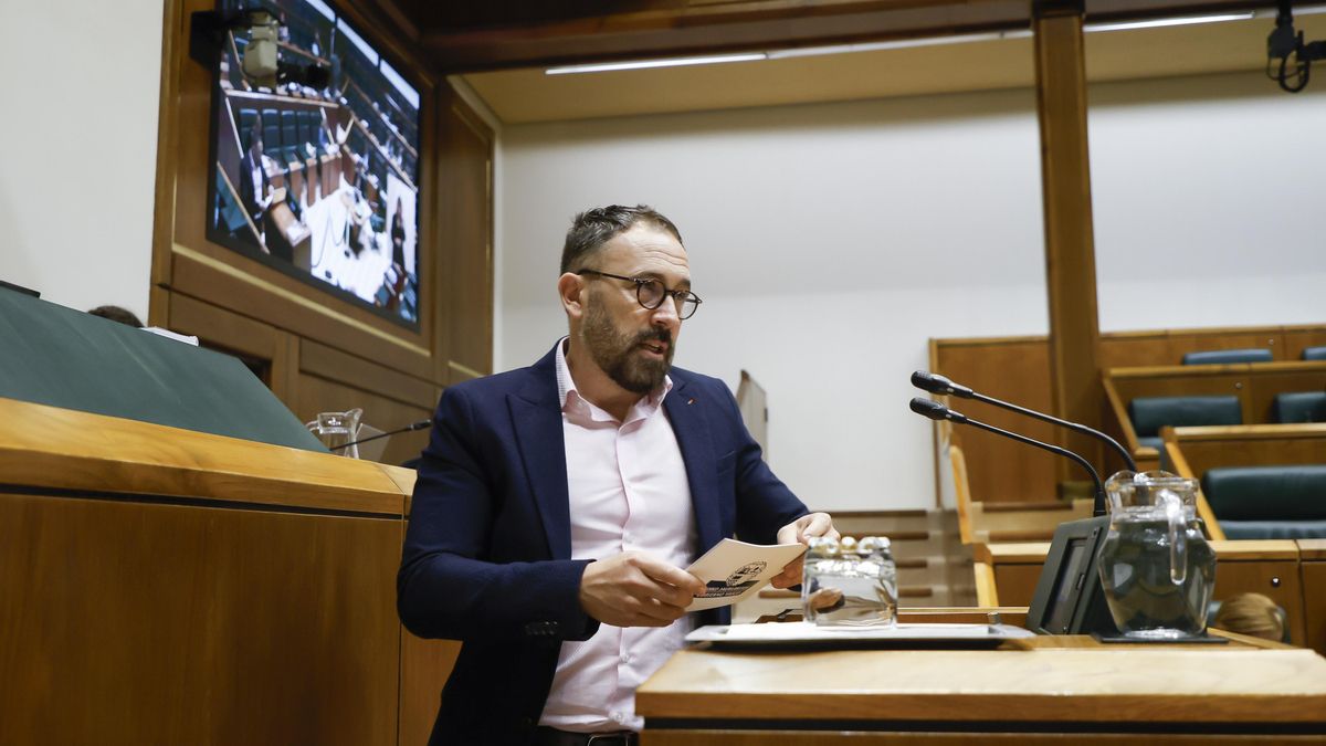 El consejero de Vivienda y Agenda Urbana Denis Itxaso.