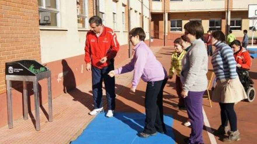 ...La tradicional rana captó a muchos adeptos en esta jornada lúdica en el colegio Sagrado Corazón.