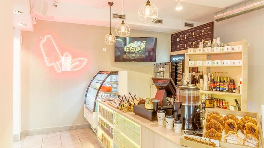 Zaragoza en Común denuncia una subvención de 70.000 euros a una franquicia de polos cerrada en un paseo comercial que no existe