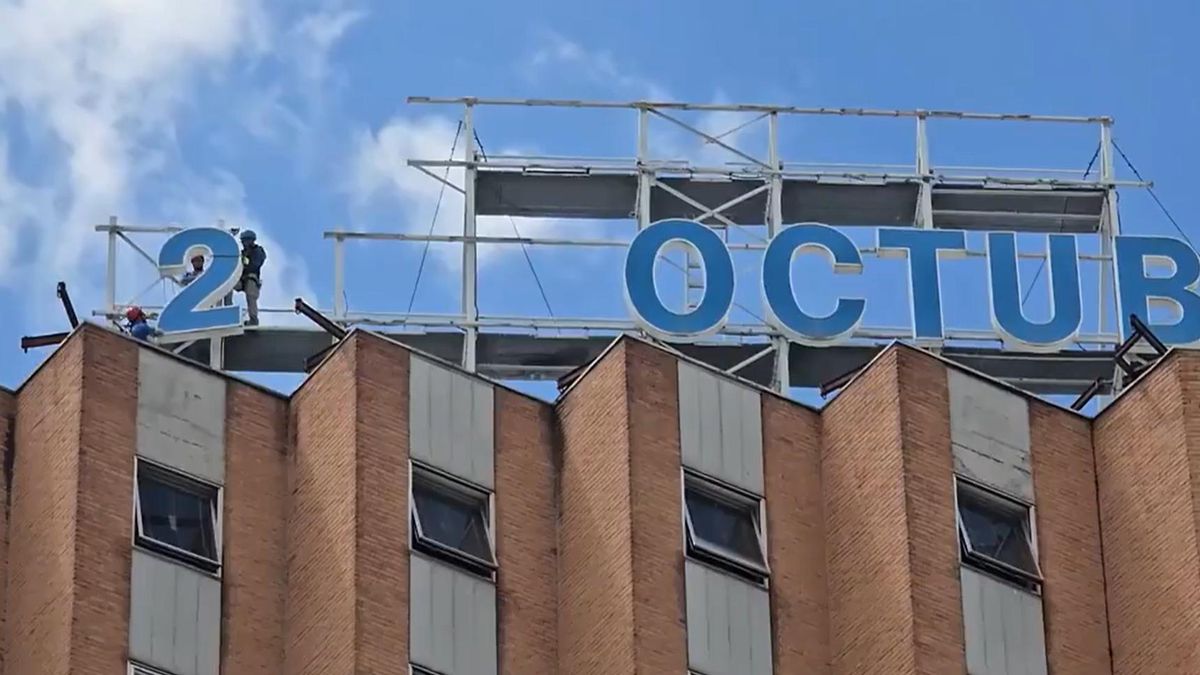 El Doce de Octubre echa abajo su icónica torre de 18 plantas