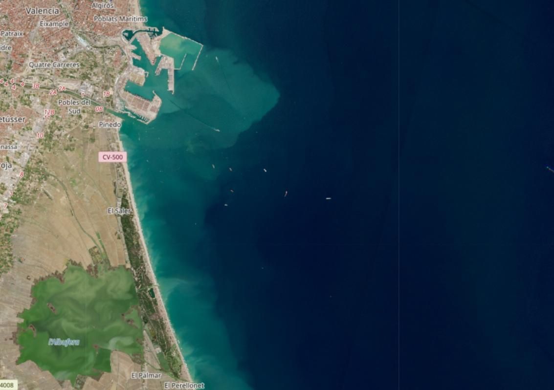 Turbidez del agua desde el Puerto de Valencia hasta las aguas protegidas de la Albufera en una imagen de Copernicus tomada el pasado 30 de marzo.