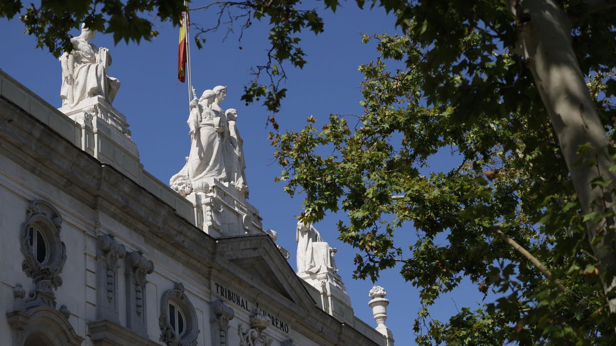 La Junta Electoral evita el choque con el Supremo y acuerda dividida trasladar a los consulados el freno al censo de la ley de nietos