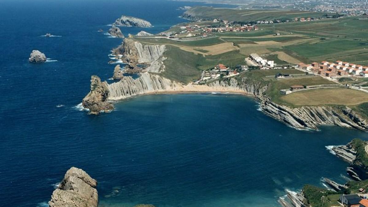 Vista aérea del municipio de Piélagos.