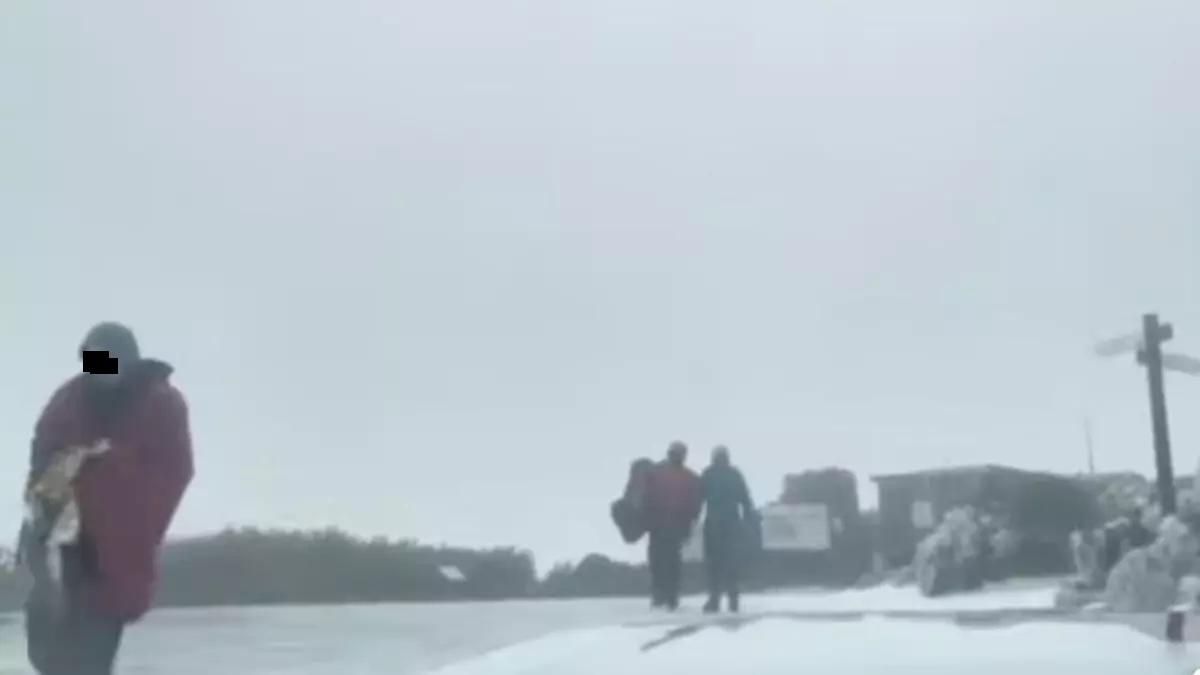 Cruz Roja rescata a tres personas con hipotermia en El Roque