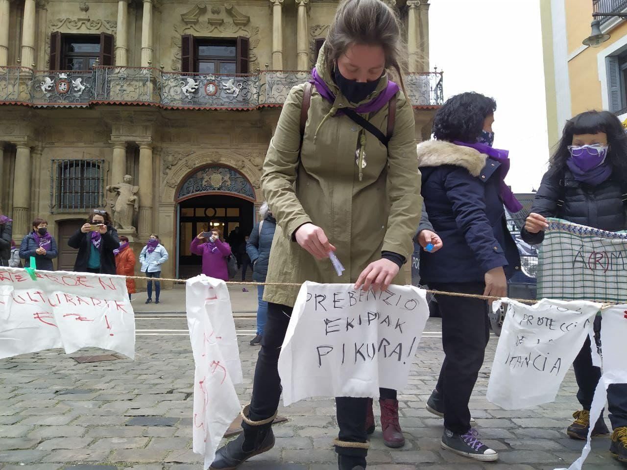 Las imágenes del 8M en Navarra, una jornada con los cuidados en el centro