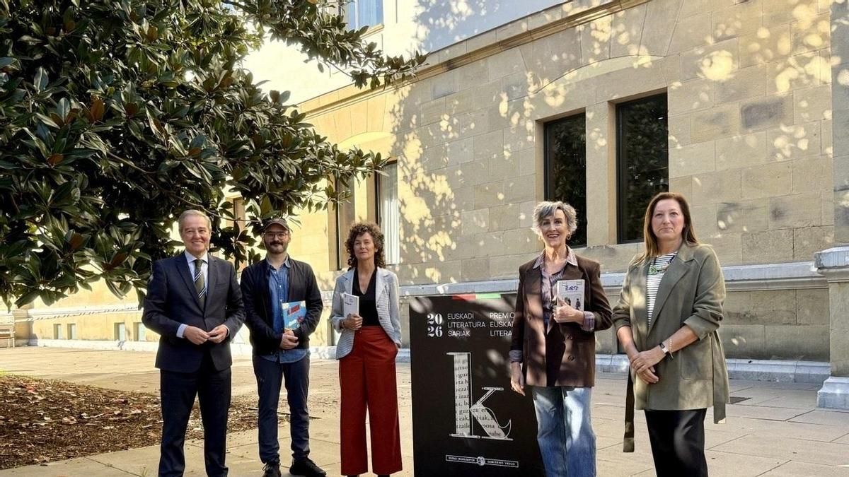 Talento literario reconocido pero también "horfandaz" ortográfica con los tres primeros premios Euskadi de literatura