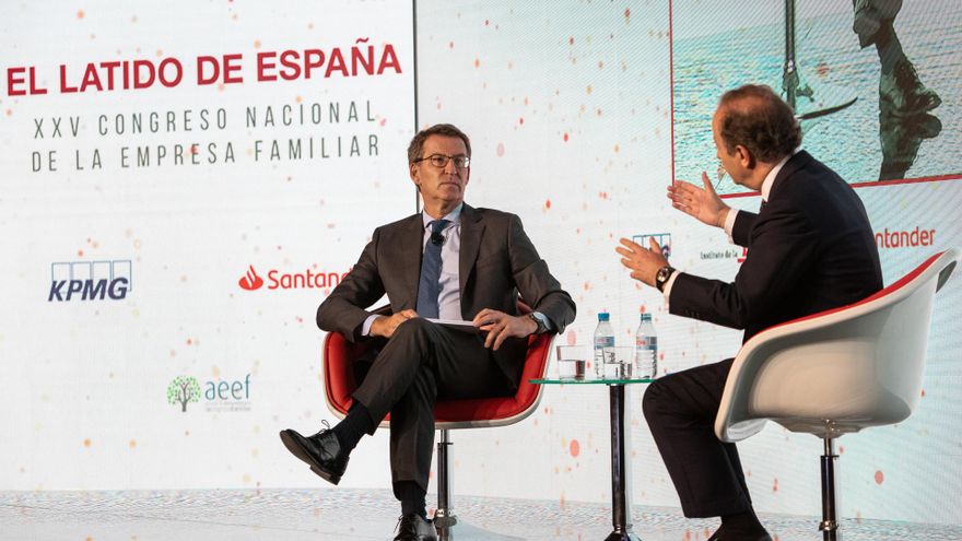 El presidente del PP, Alberto Núñez Feijóo, interviene en la inauguración del XXV Congreso Nacional de la Empresa Familiar, a 3 de octubre de 2022, en Cáceres, Extremadura (España)