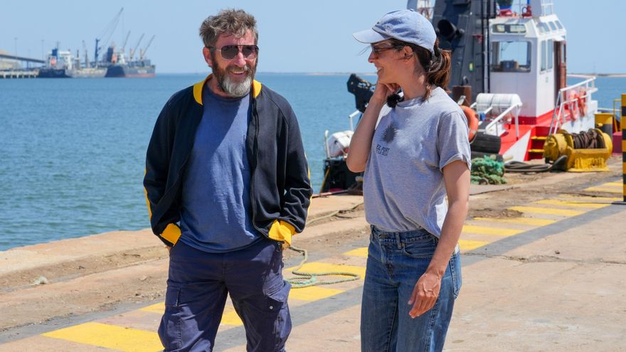 'Los tigres', la nueva aventura de Alberto Rodríguez que explora el universo de los "fontaneros subacuáticos" de Huelva