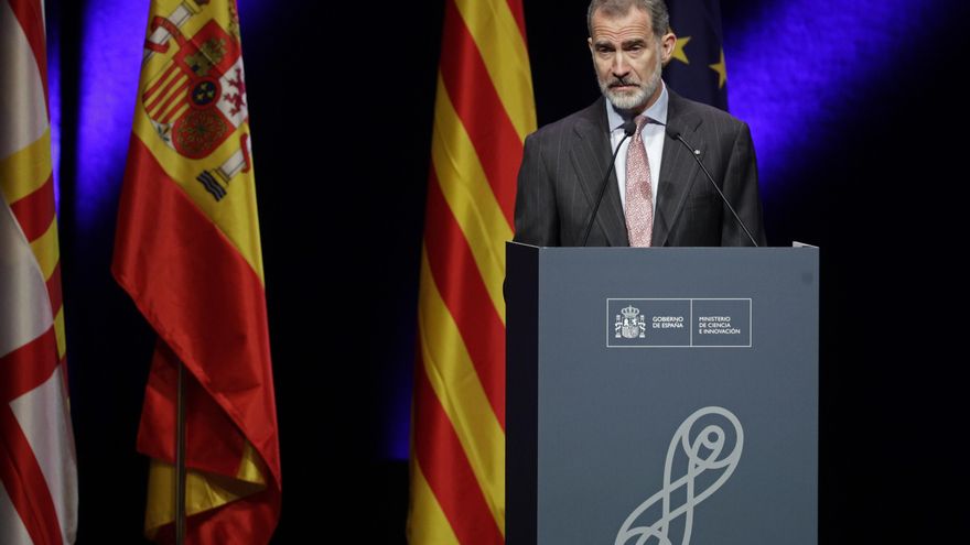 Felipe VI pone en valor a las científicas en los premios de Investigación