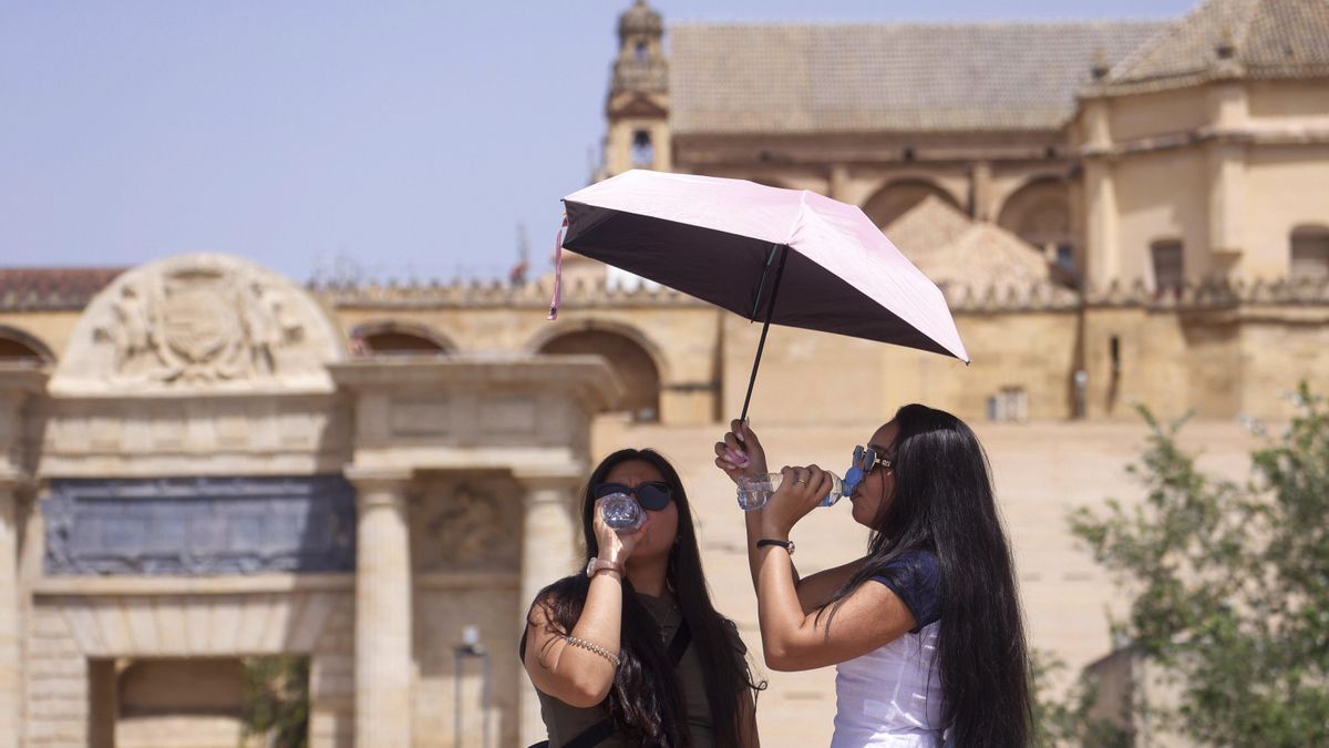 El aumento del calor activa avisos en diez comunidades autónomas: hasta 40 grados y tormentas
