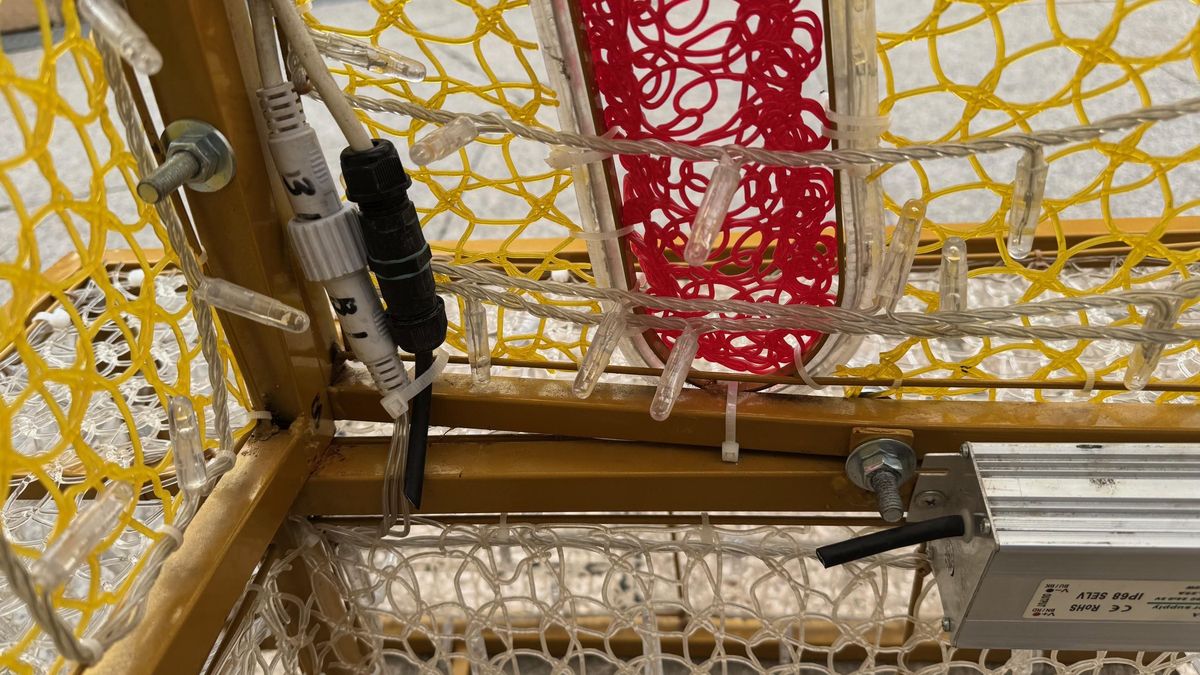 Vandalizan parte de la iluminación navideña de Albacete